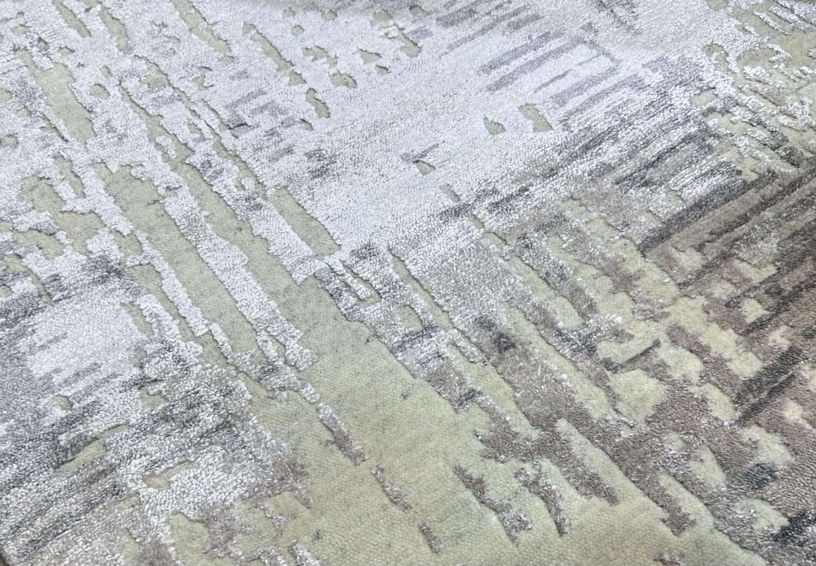 Signature collection rug — Ahmadi Rug